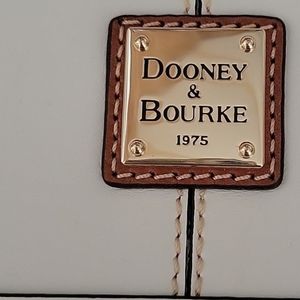 Dooney Bourke